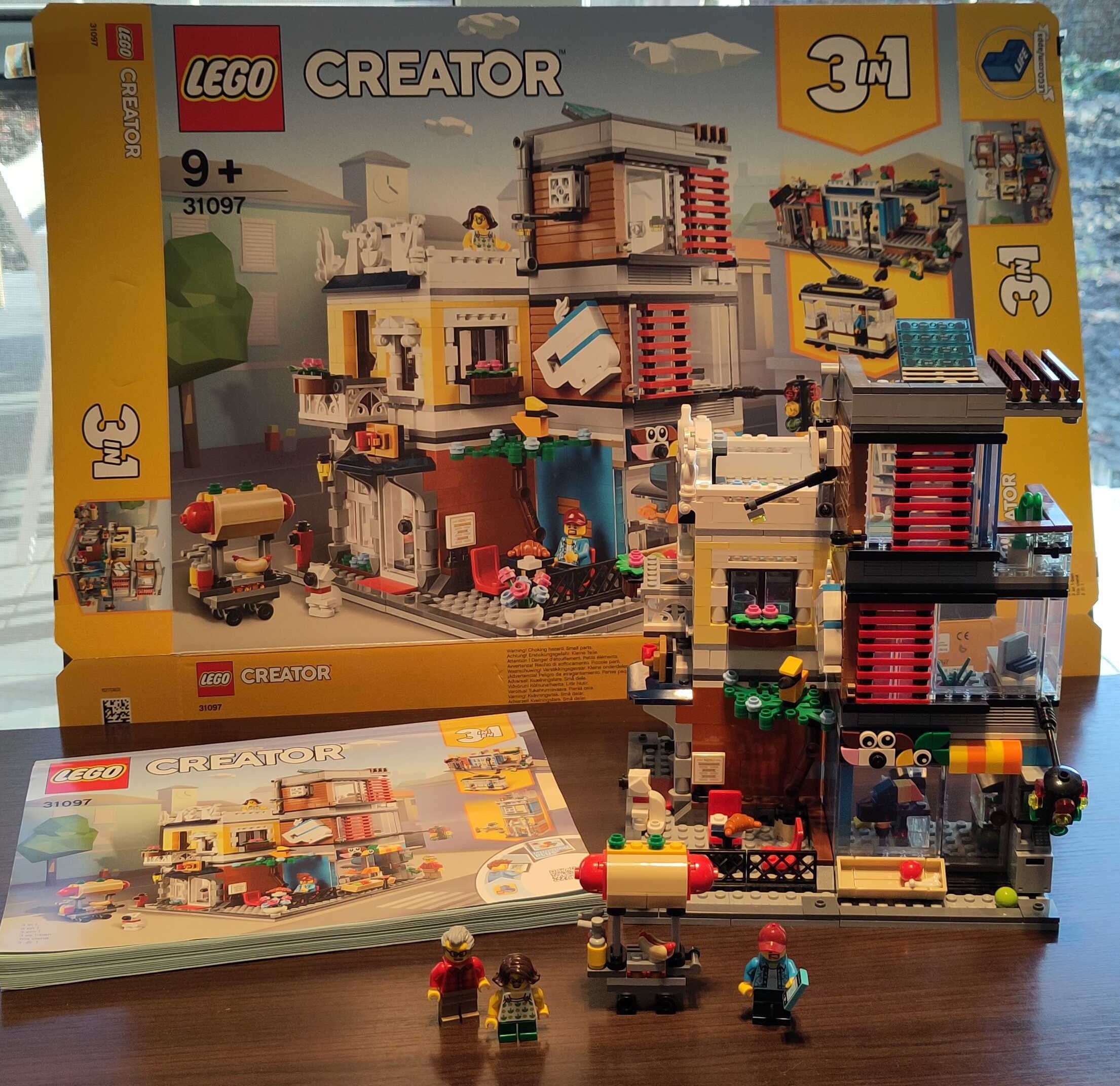 31097 - Woonhuis, Dierenwinkel & Café