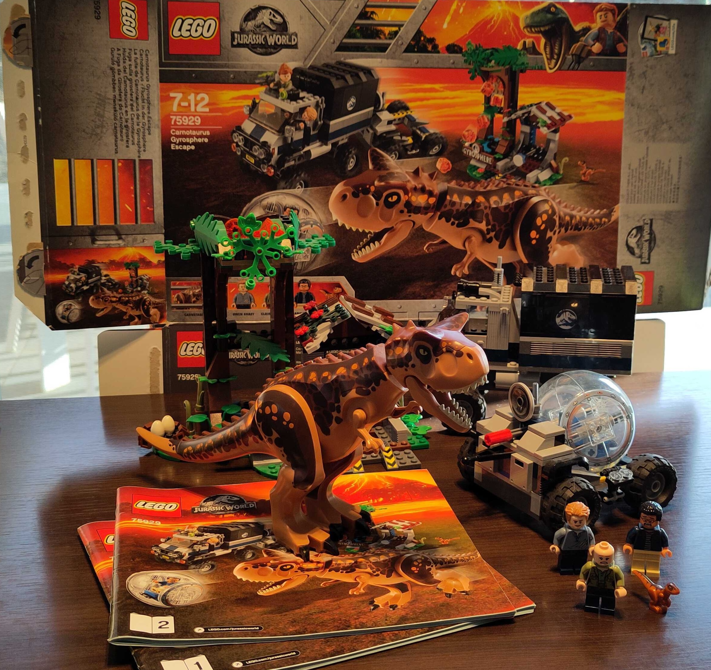 75929 - Carnotaurus Gyrosphere Escape